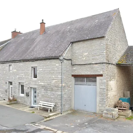 Vintage Holiday Home In Couvin Near River Aublain Exterior foto