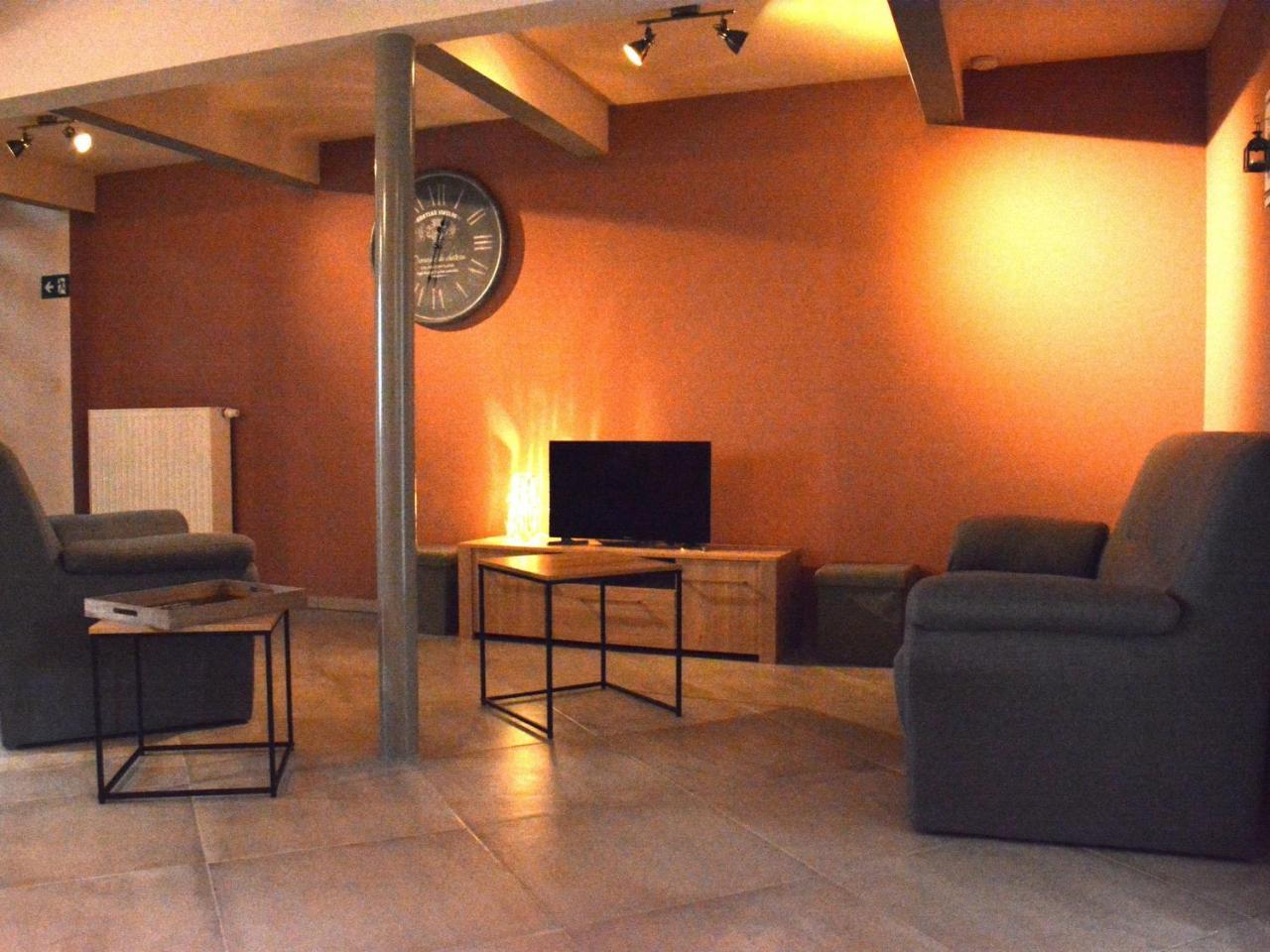 Holiday home Vintage In Couvin Near River